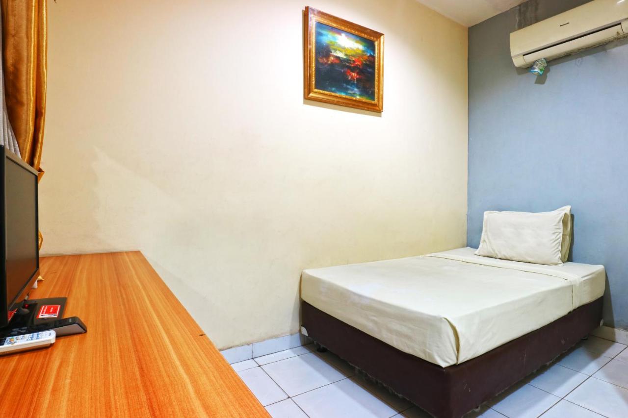 Sabrina Guest House Jakarta Bagian luar foto